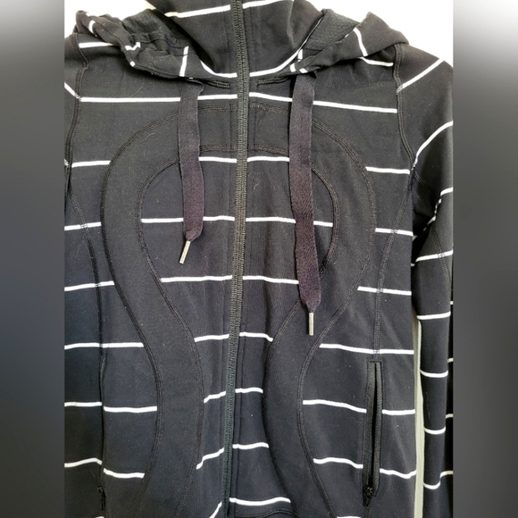 Lululemon RARE stride sailor stripe jacket - Picture 3 of 5